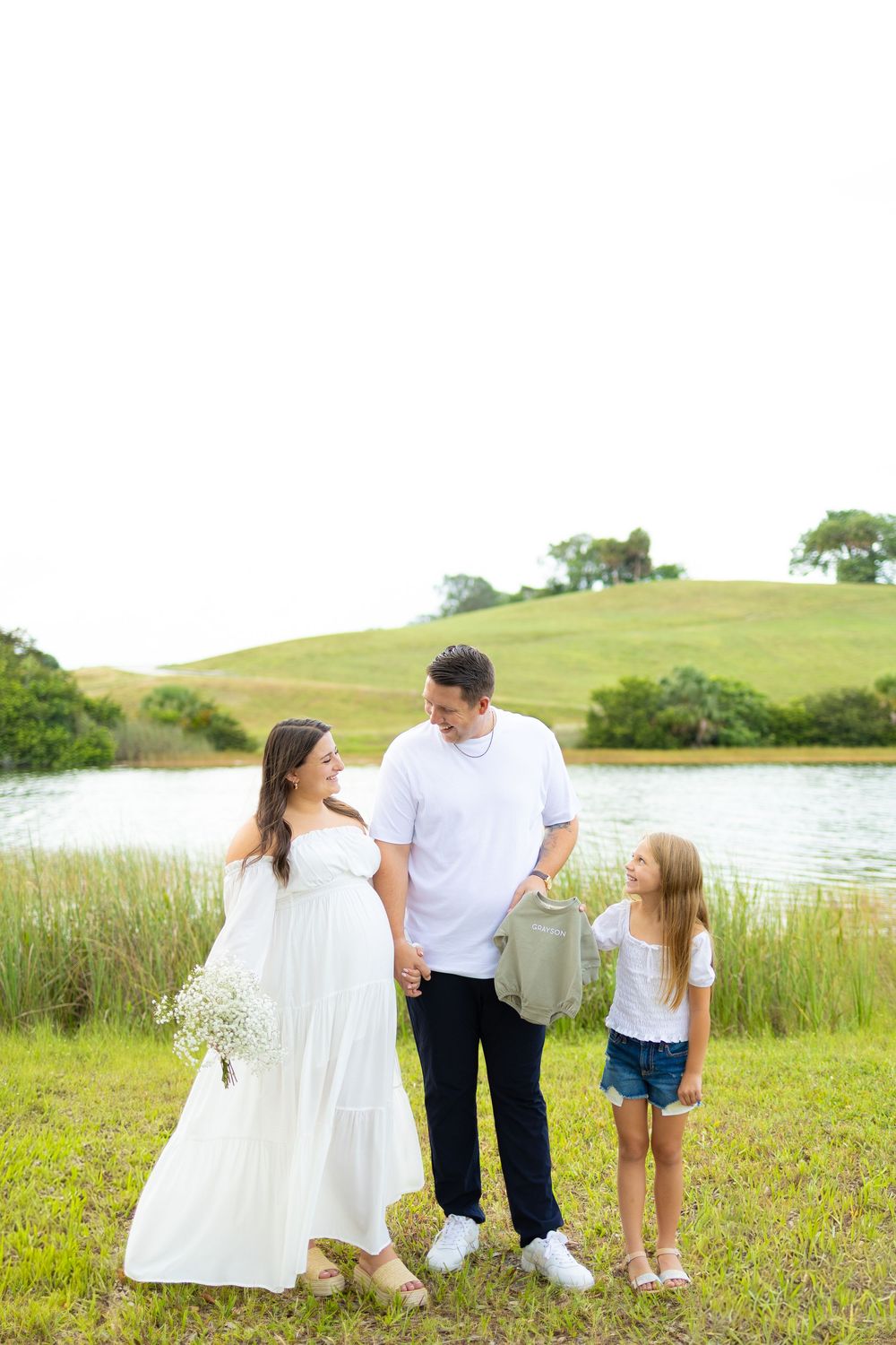 family maternity photo