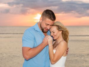 St Pete Beach-Couples-Engagement-sunset photo session with BE Jazy Photography-St Pete Beach Photographer