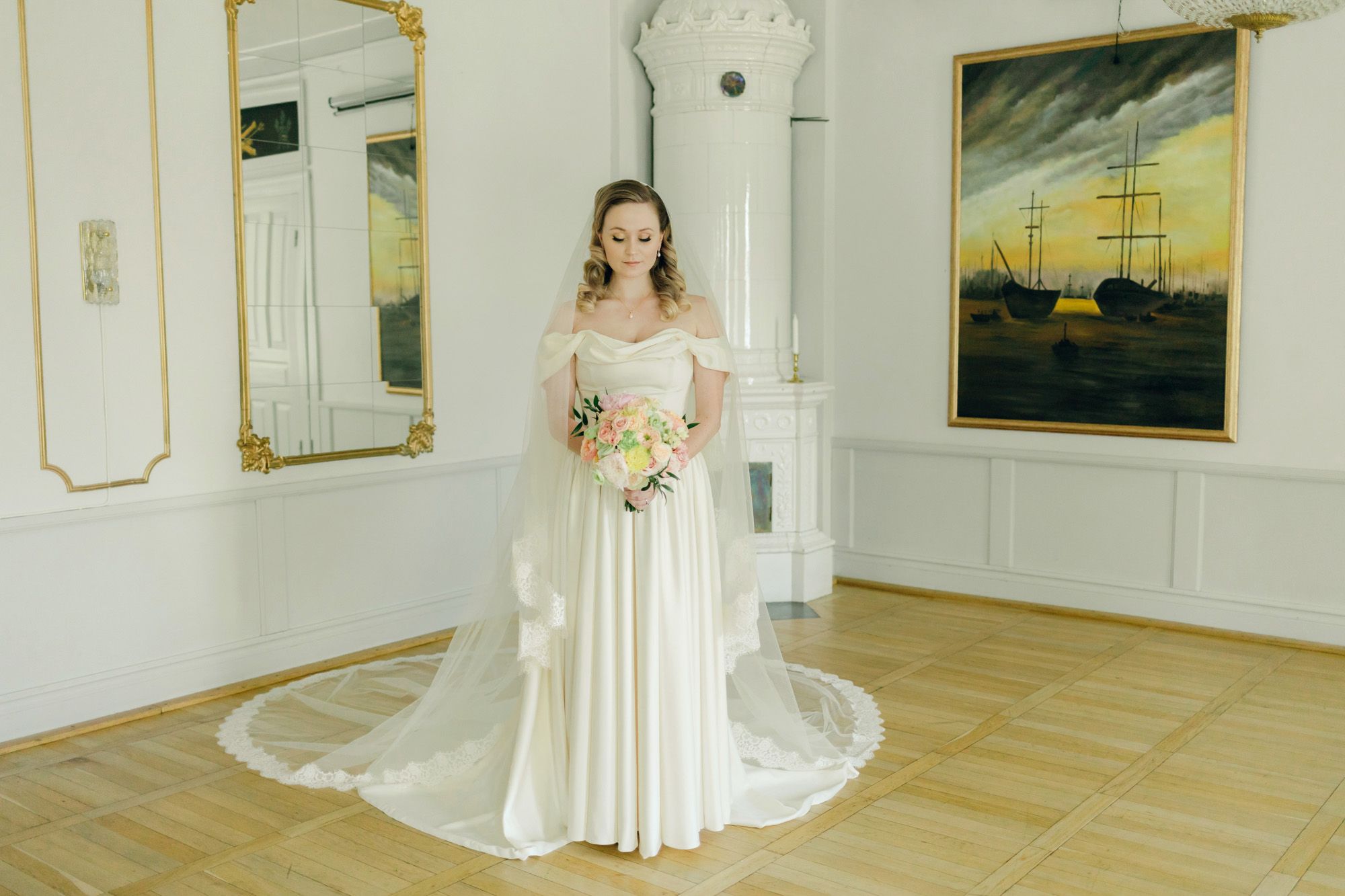Bröllop på Presteruds herrgård i Kristinehamn. Bröllopsfotograf Rebecca Nordin i Karlstad. Brudens porträtt.