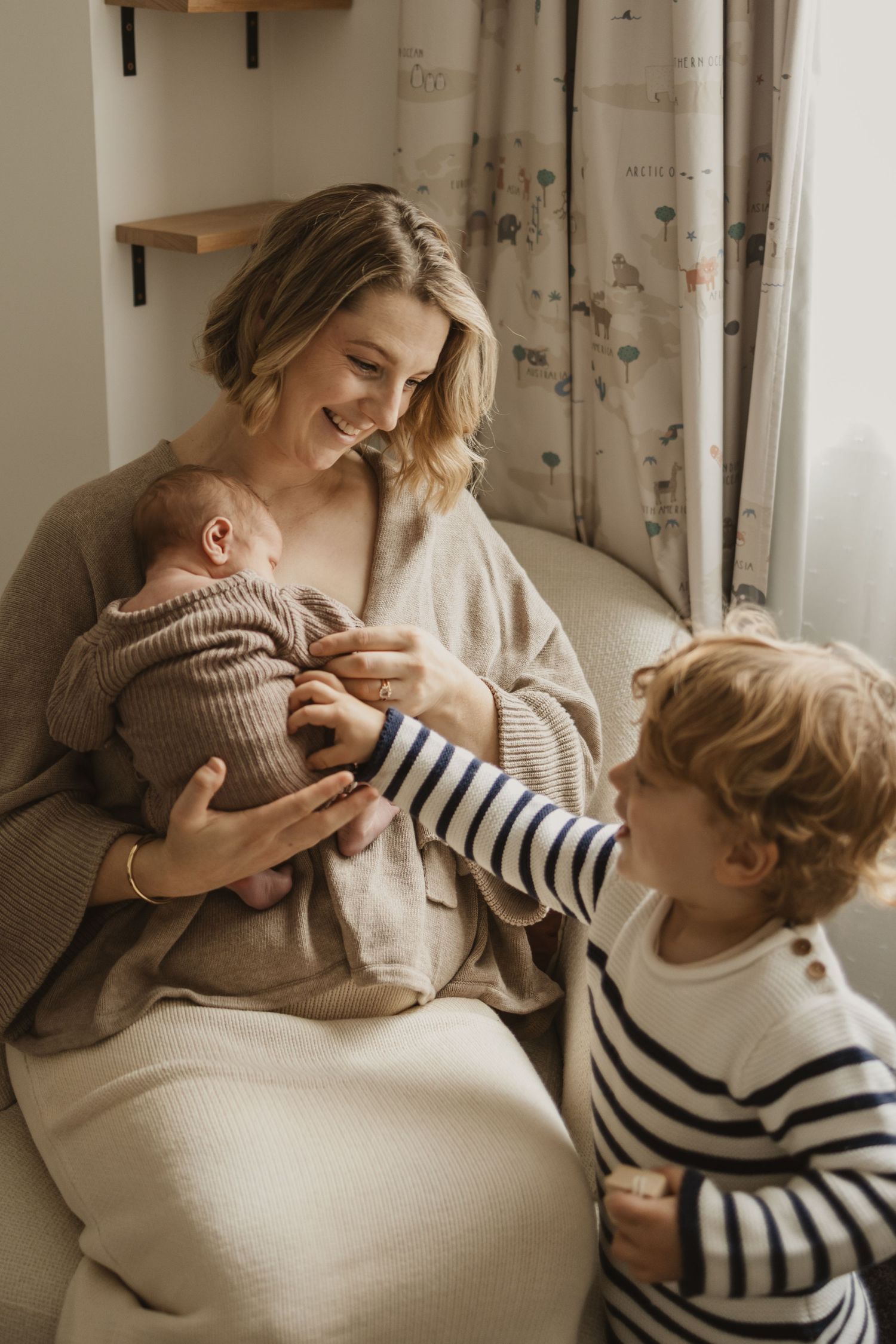Geelong Lara Torquay Ocean Grove Barwon Heads newborn maternity pregnancy family motherhood couples photographer photography photoshoot