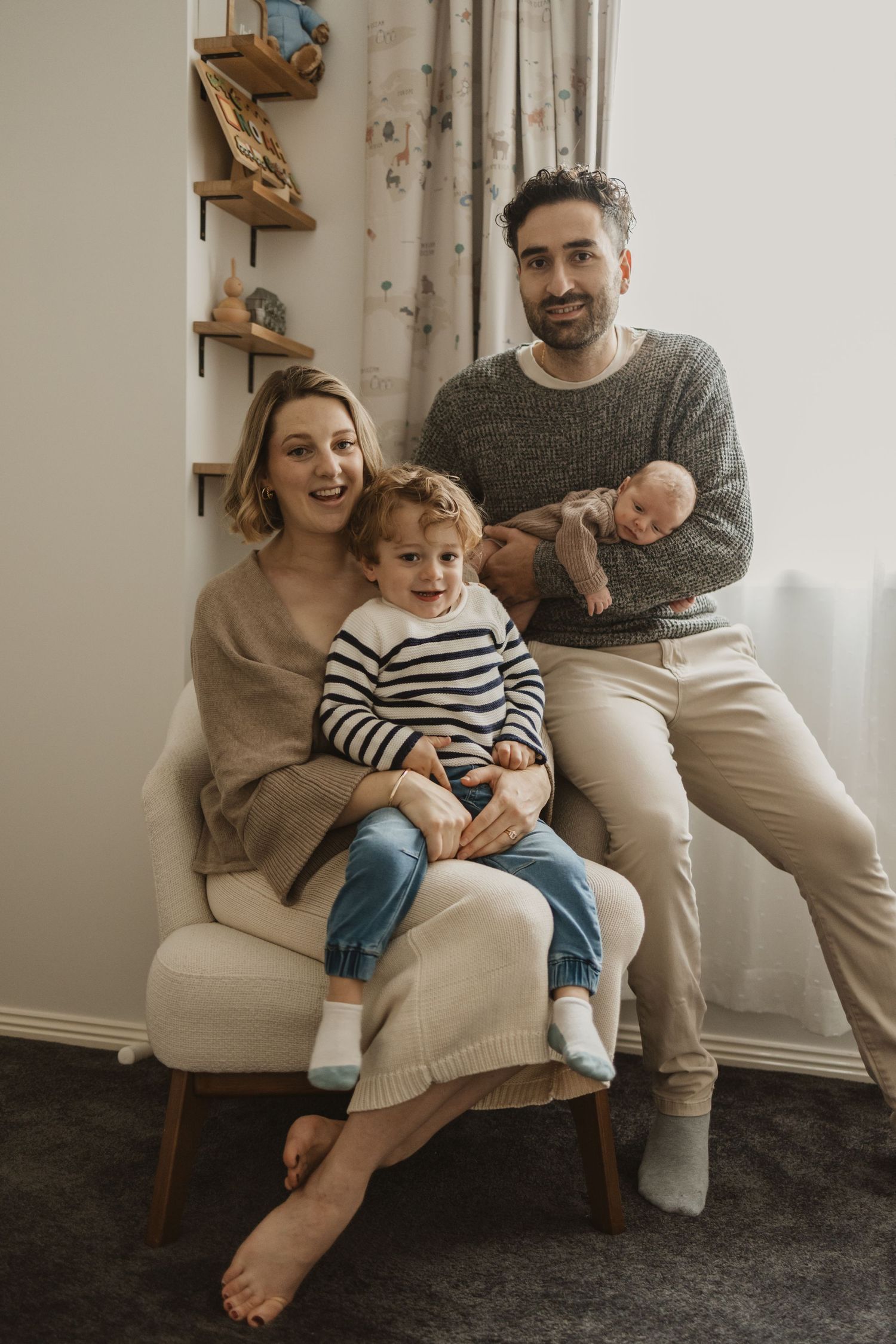 Geelong Lara Torquay Ocean Grove Barwon Heads newborn maternity pregnancy family motherhood couples photographer photography photoshoot