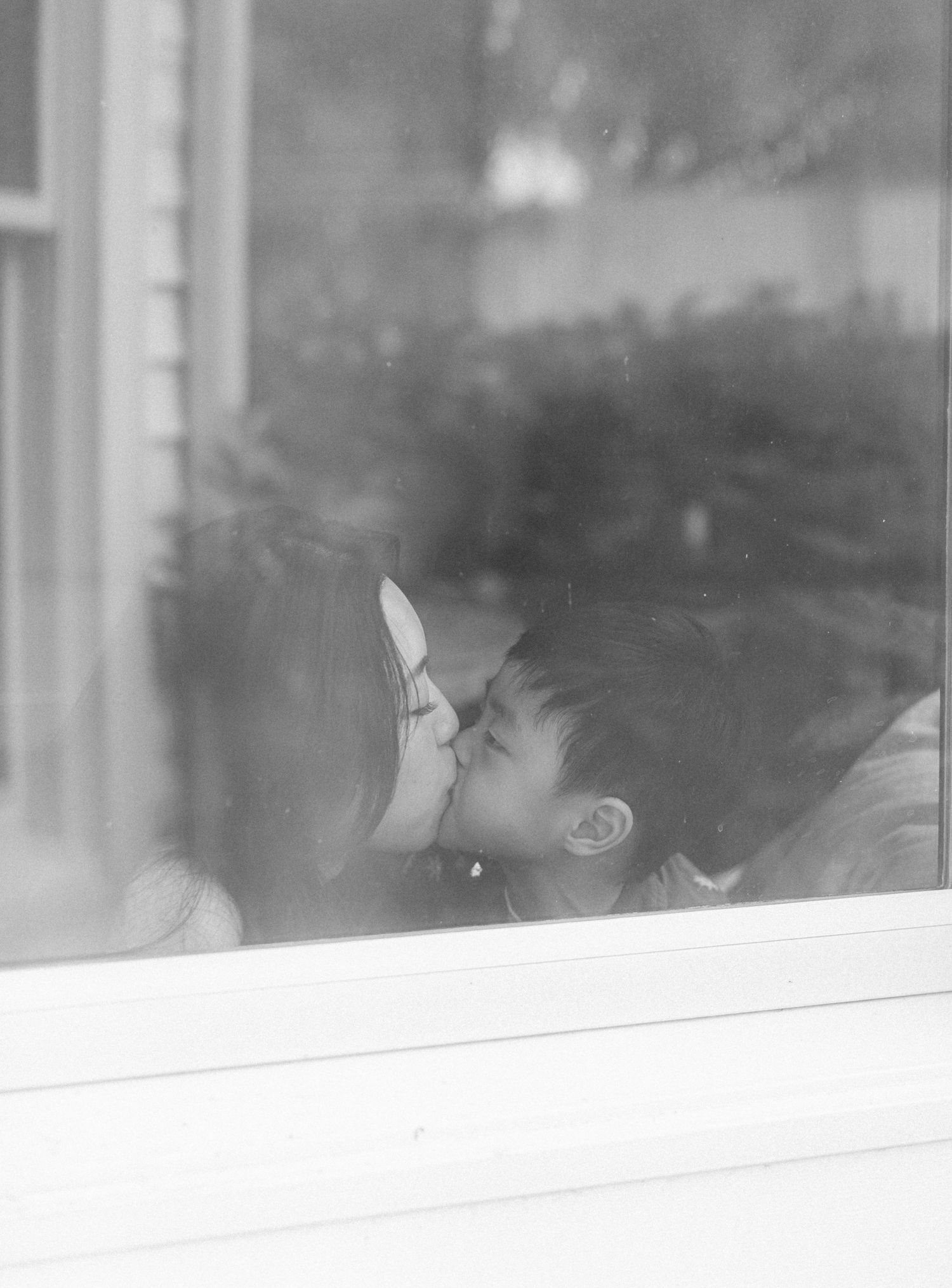 Jeanie Jang Photo New Jersey Photographer Family Session at Home