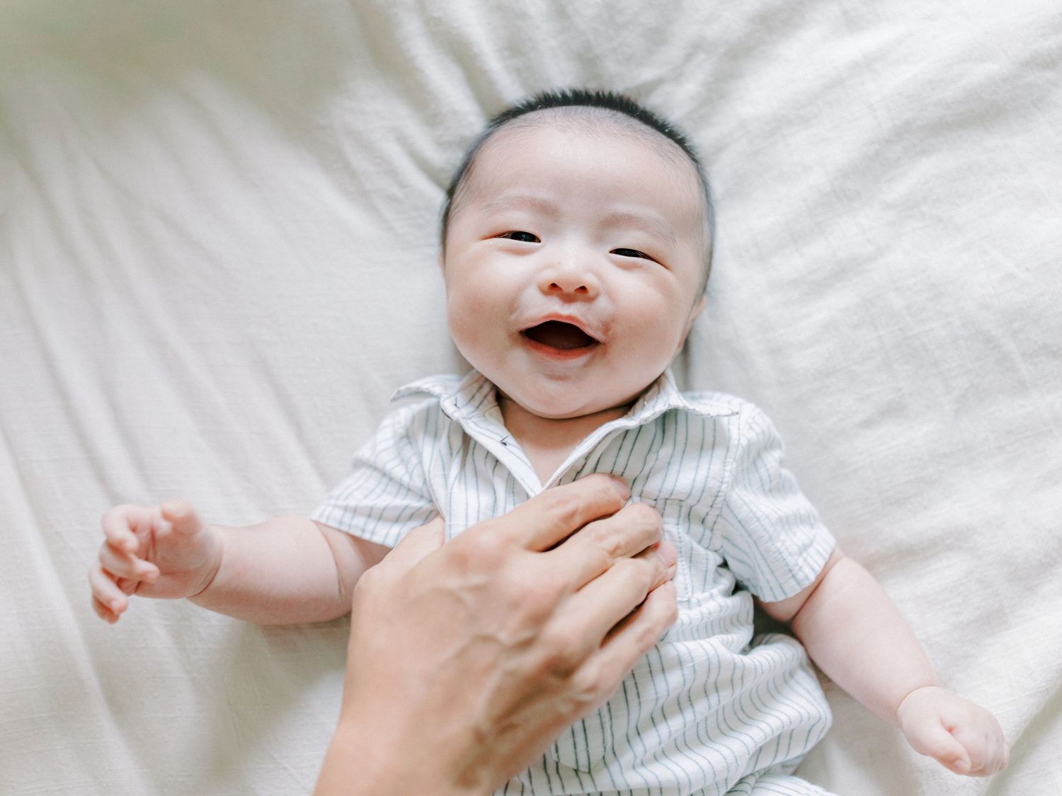 Jeanie Jang Photo New Jersey Photographer Family Session at Home