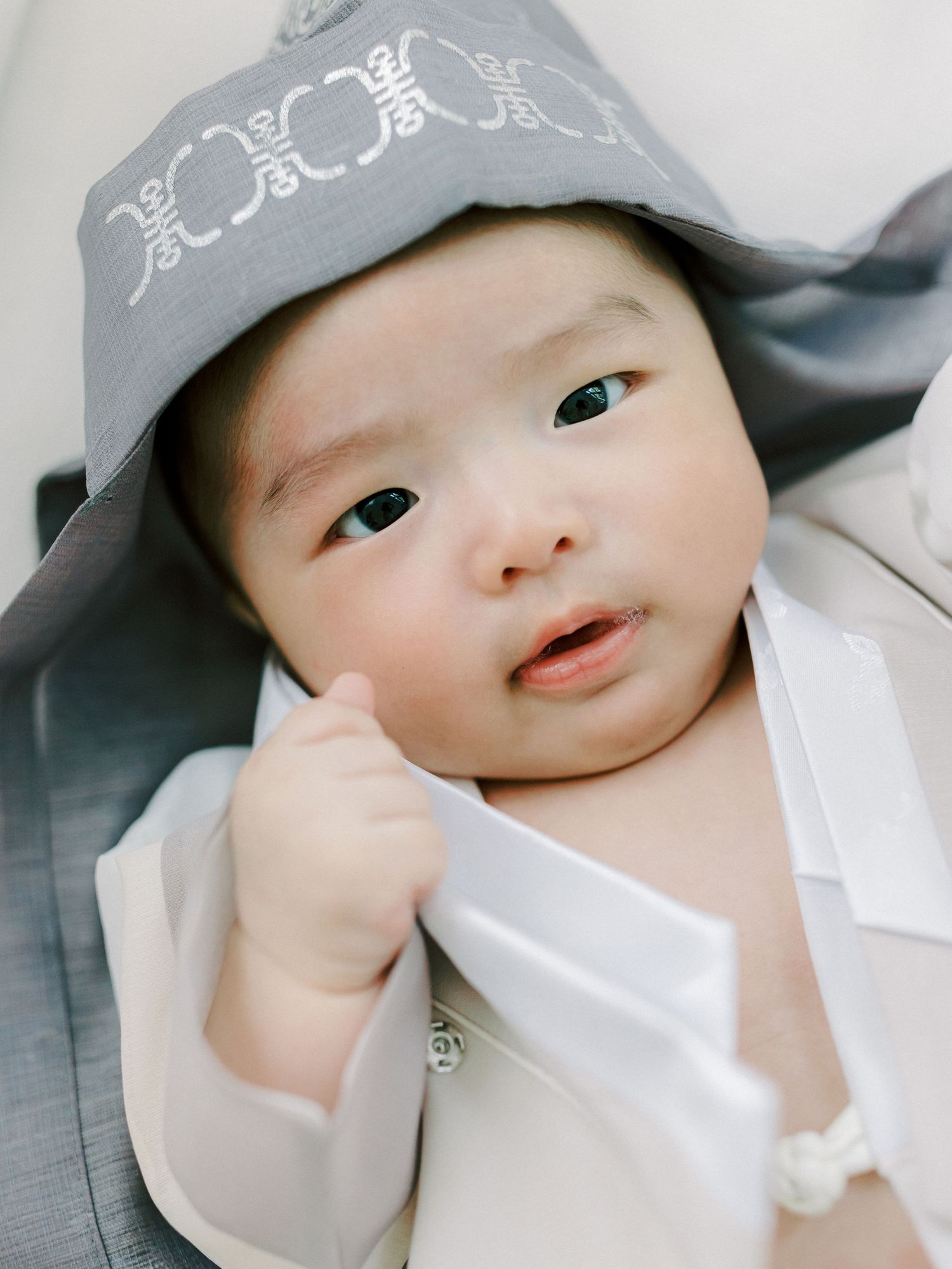Jeanie Jang Photo New Jersey Photographer Family Session at Home