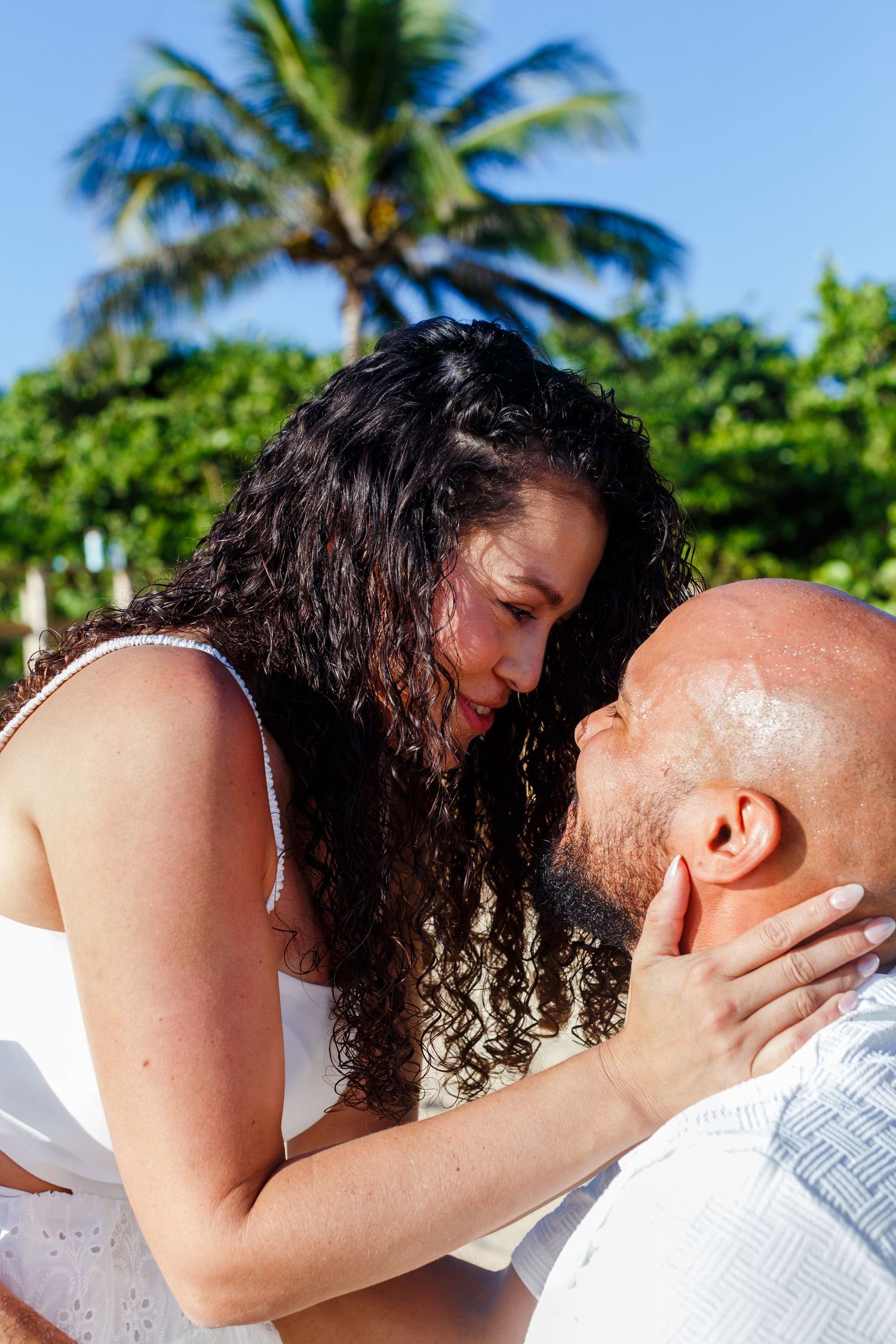 Couples portrait on the beach. Marriage proposal. Playa Mar Chiquita, Puerto Rico.