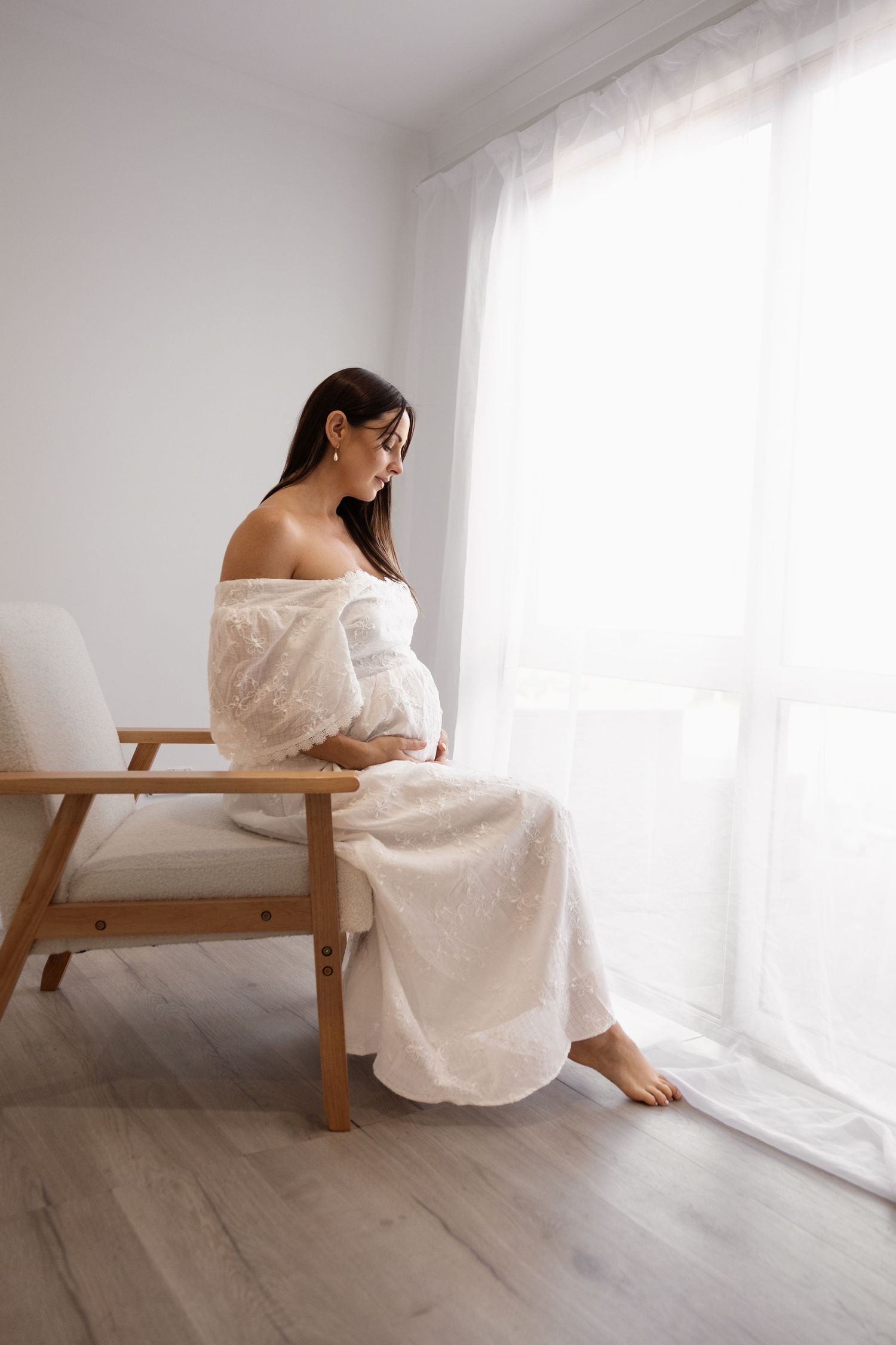 solo maternity session in bishopdale studio