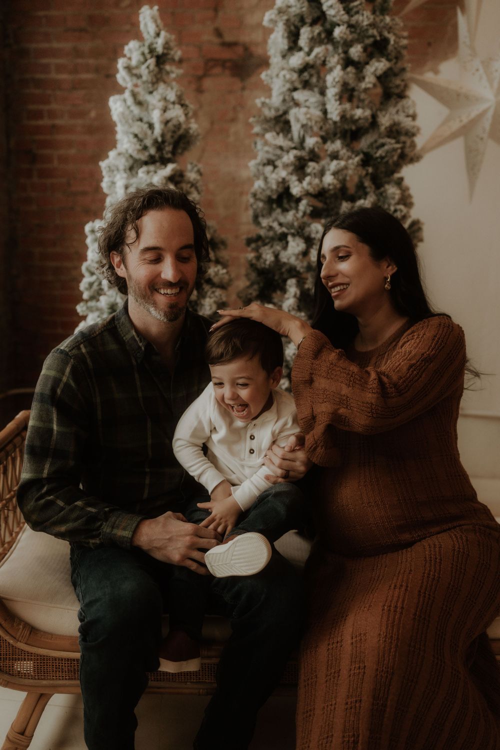 Maternity photographer in Conroe, Willis, Montgomery, the Woodlands, and surrounding areas.