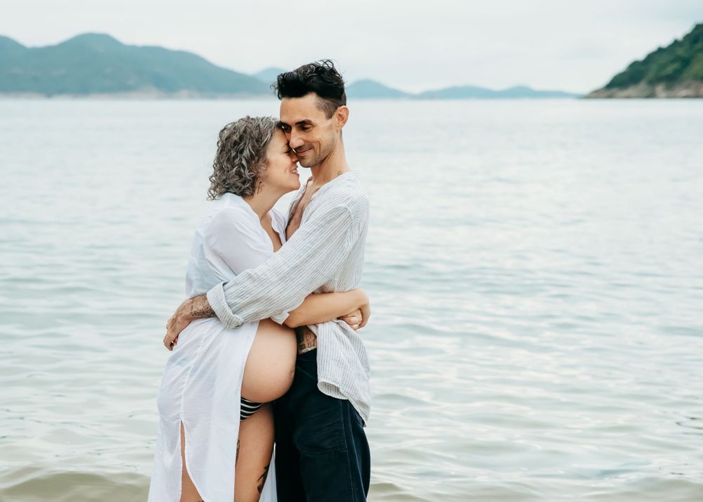 Hong Kong family photographer Lullaby Images lobster bay