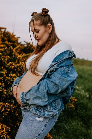 Zwangerschapsshoot vrouw Terneuzen, Zeeland, Oost-Vlaanderen
