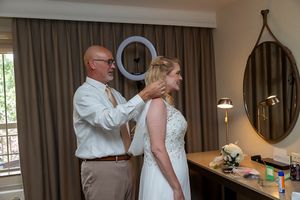 Elopement on the greenbelt Eagle Idaho by Milestones Studios LLC