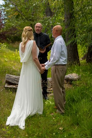 Elopement on the greenbelt Eagle Idaho by Milestones Studios LLC