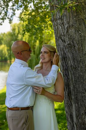 Elopement on the greenbelt Eagle Idaho by Milestones Studios LLC