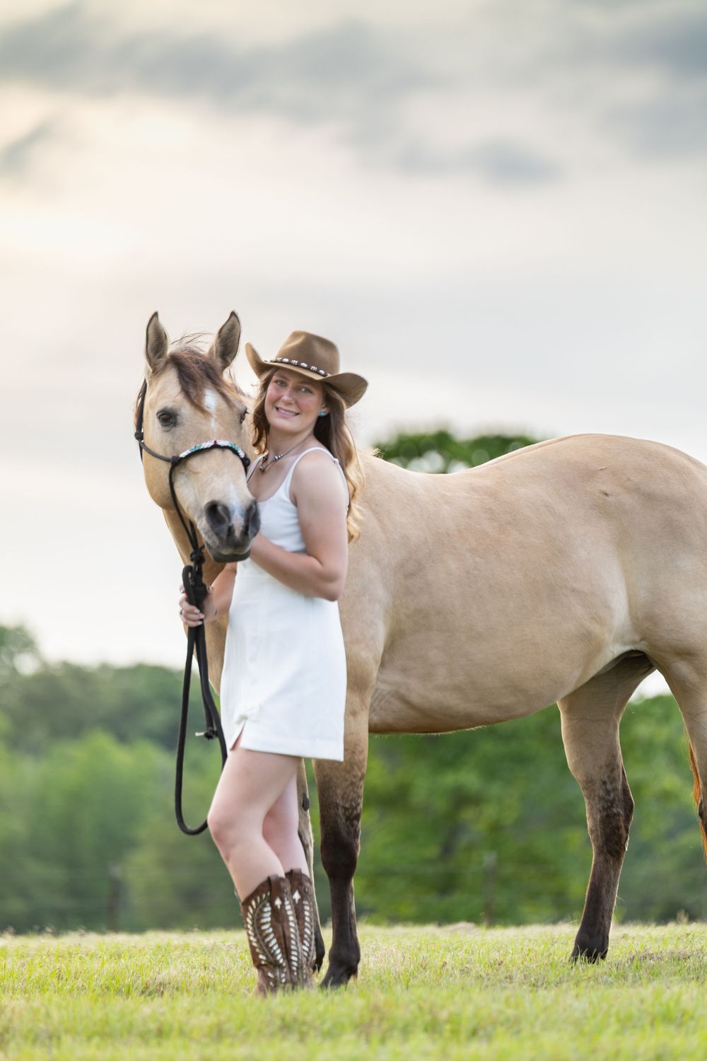 2026 senior pictures with horse