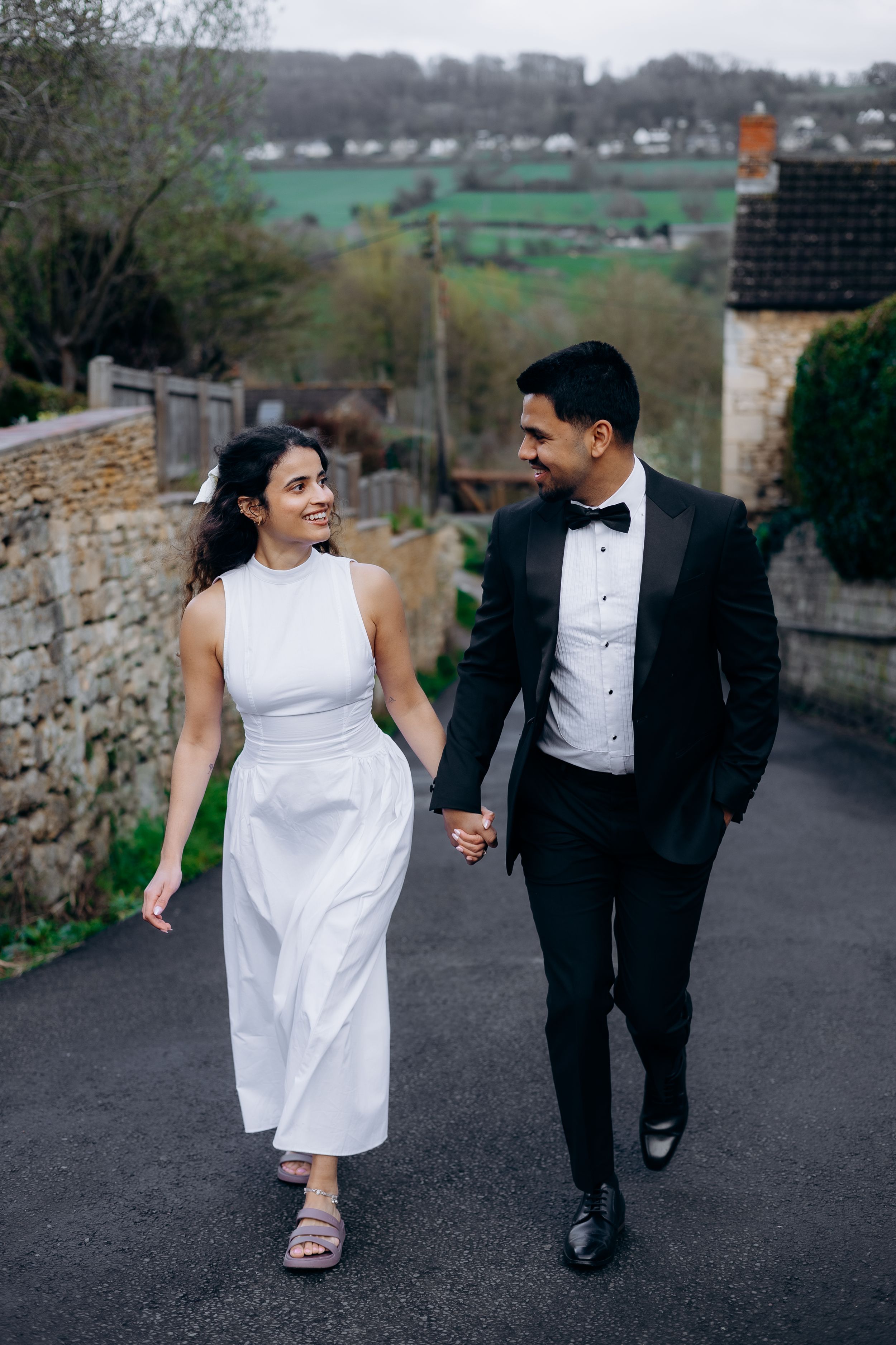 Engagement photography in Stroud with creative car photoshoot ideas.