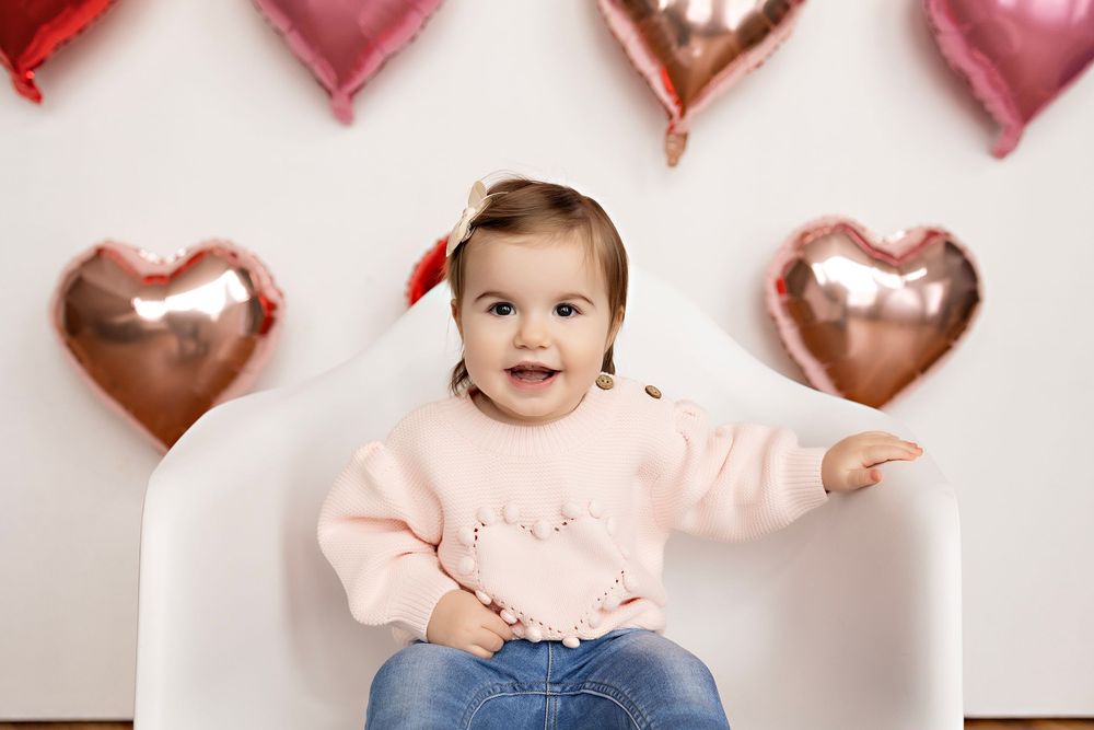 Valentines mini sessions Watertown WI family photographer Kendall Kuss Photography