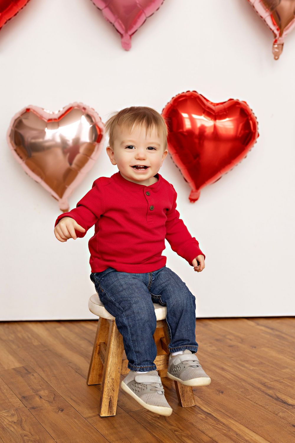 Valentines mini sessions Watertown WI family photographer Kendall Kuss Photography