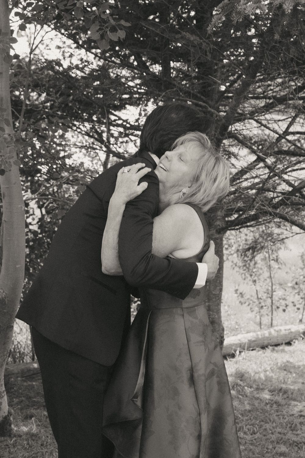 Wedding couple with family in Trinity captured by Newfoundland documentary style wedding photographer Kaitlyn Yvette