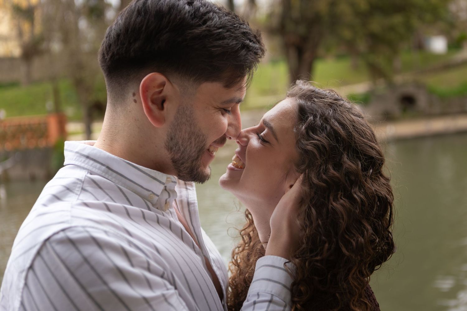 pedido de casamento surpresa; ensaio fotografico de pedido de casamento surpresa; ensaio fotografico de casais; fotografia de casal;