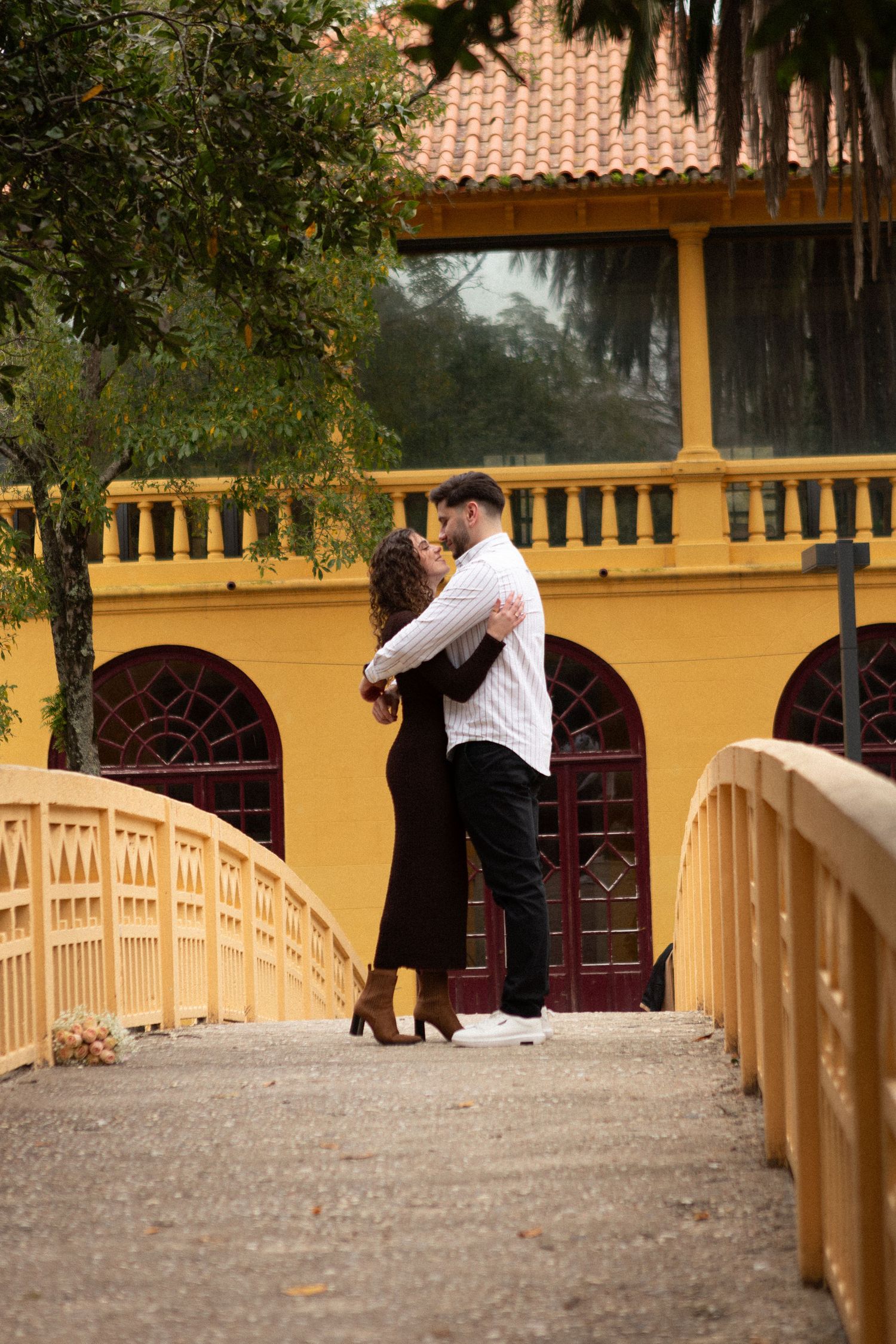 pedido de casamento surpresa; ensaio fotografico de pedido de casamento surpresa; ensaio fotografico de casais; fotografia de casal;
