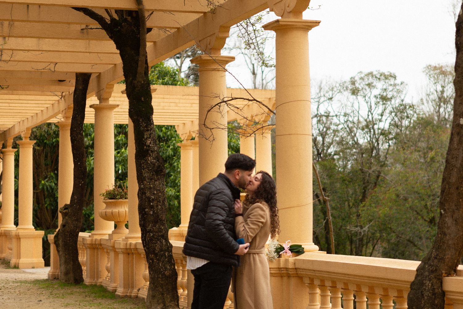 pedido de casamento surpresa; ensaio fotografico de pedido de casamento surpresa; ensaio fotografico de casais; fotografia de casal;
