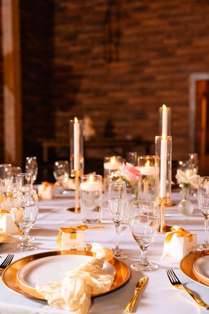 Fotografía de boda decoración
Wedding photography venue decoration
© Photography by Iela LLC