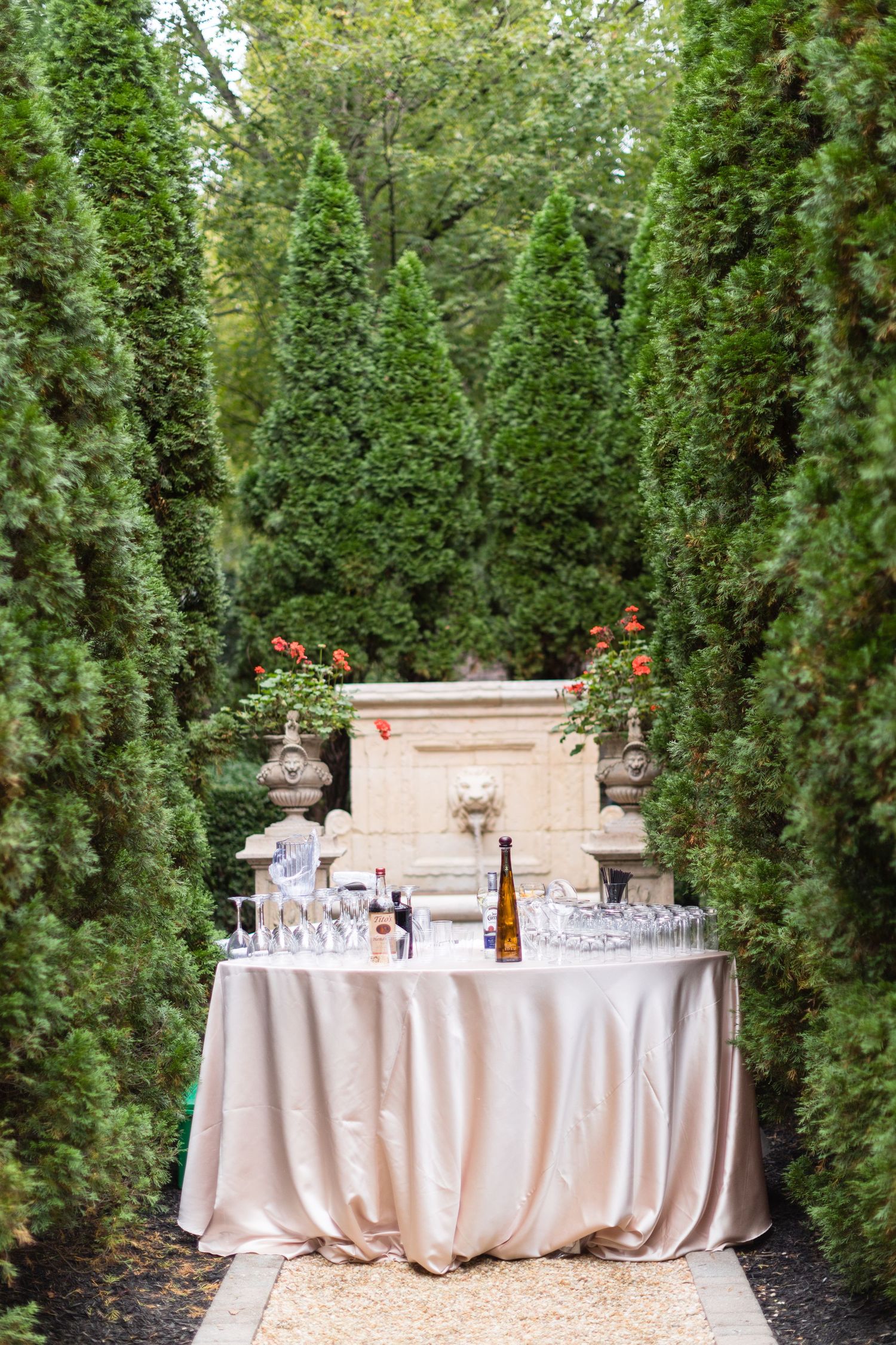 Ashley + Jarred | Zuccari Wedding | © Carly Arnwine Photography | PriscillaMBeauty | RSVP Catering | The Vow Boutique | Flowers at 38