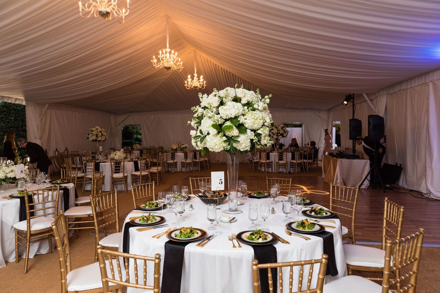 Ashley + Jarred | Zuccari Wedding | © Carly Arnwine Photography | PriscillaMBeauty | RSVP Catering | The Vow Boutique | Flowers at 38