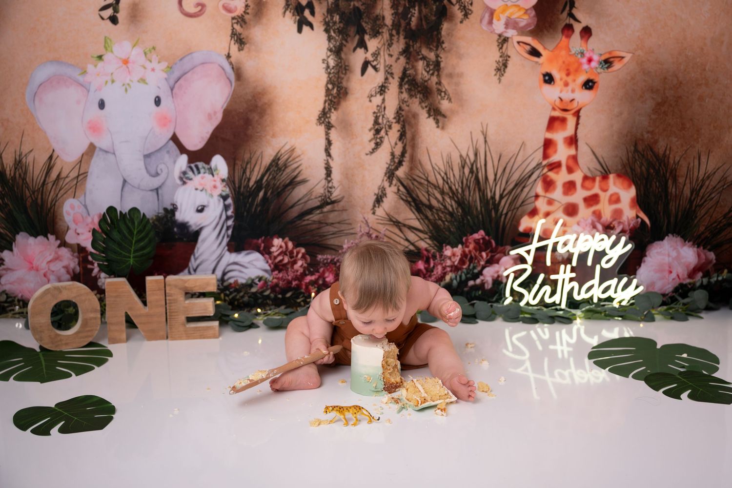 First birthday cake smash Aberdeen Scotland