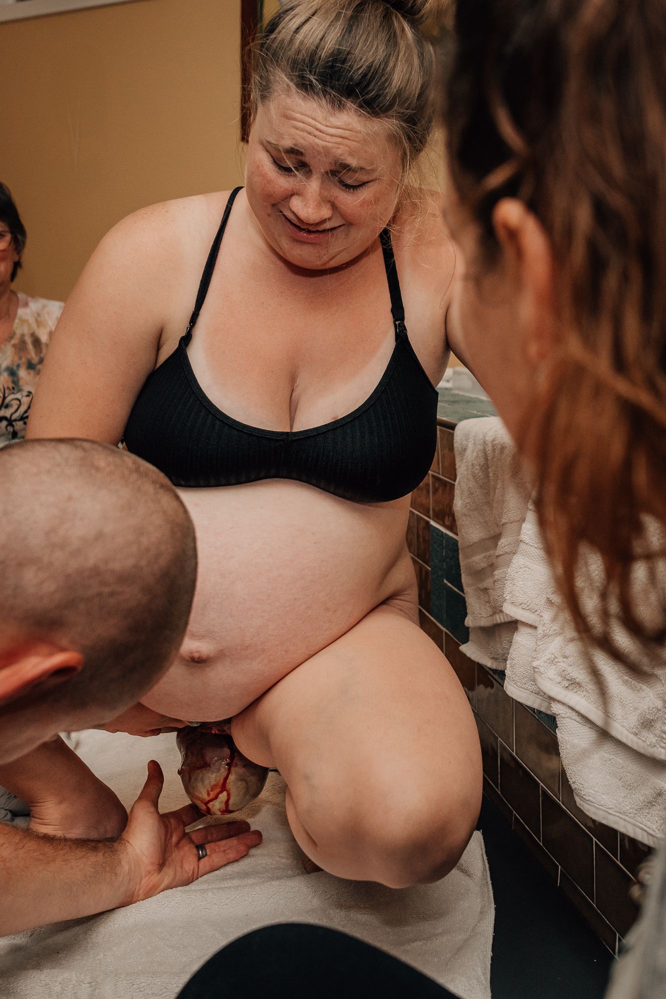 doula and birth photographer near me in northern Virginia