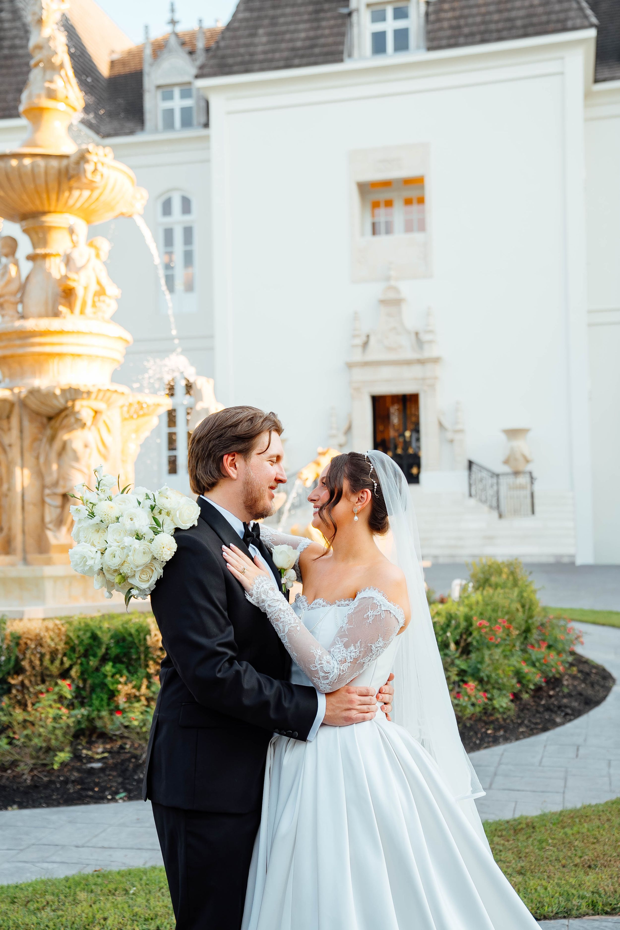 Houston Wedding Photographer at Chateau Nouvelle