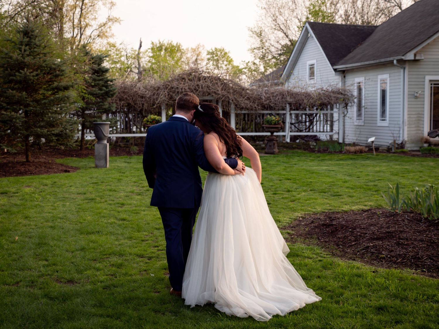 Hudson Valley Wedding Photographer Raymond J Beers
Headshot Portrait Family Photographer
Real Estate
Poughkeepsie Dutchess County New York