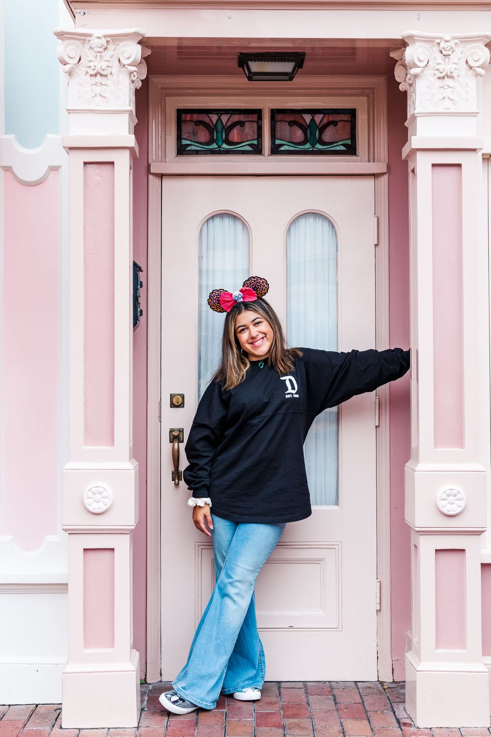 Disneyland Senior Photos, customize your own senior photoshoot, Simi Valley photographer, high school Senior props, graduation photo