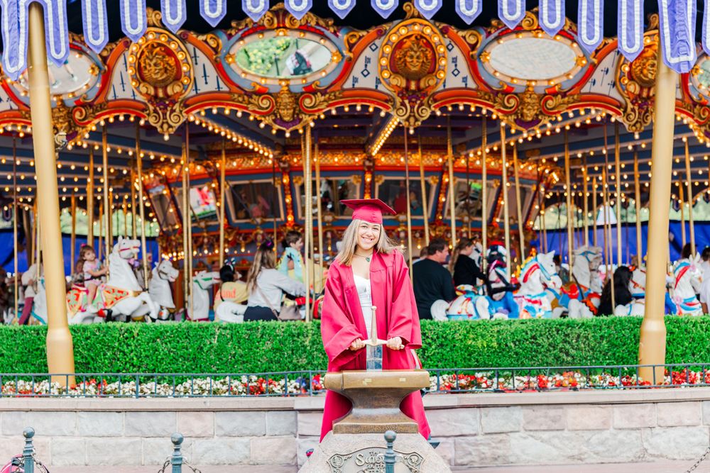 Disneyland Senior Photos, customize your own senior photoshoot, Simi Valley photographer, high school Senior props, graduation photo