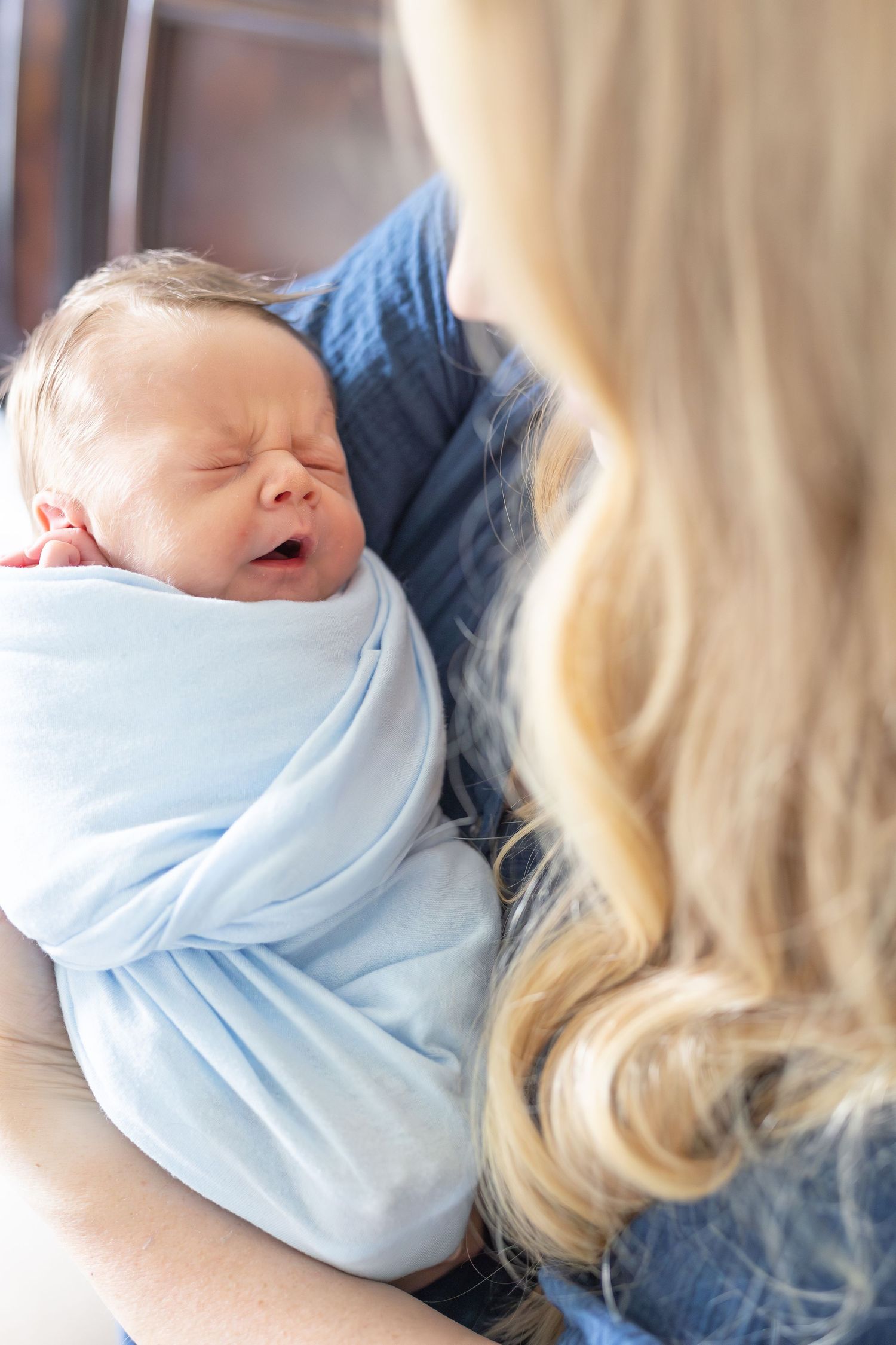 Lifestyle in-home newborn photography O'fallon, Illinois