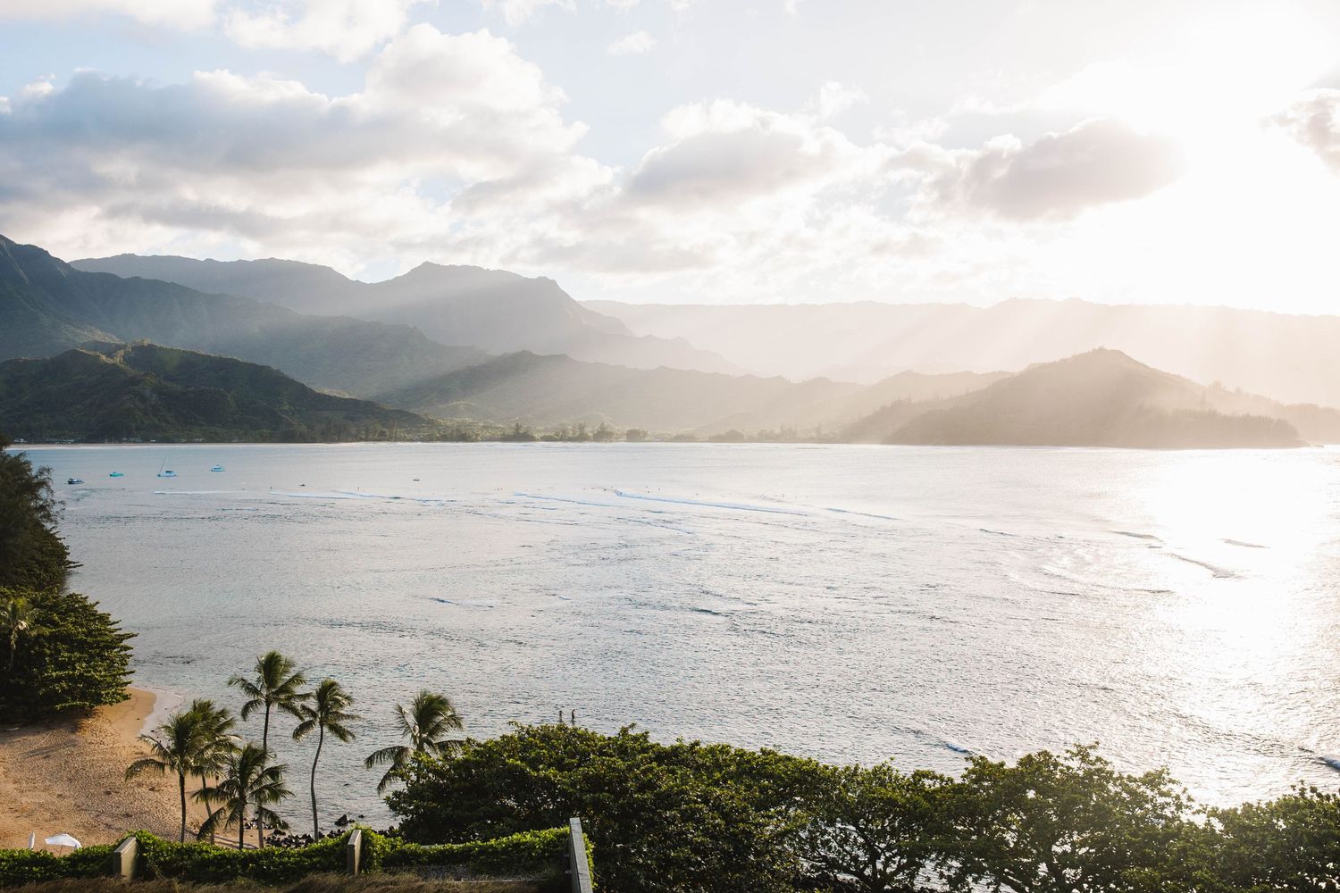 Hawaii photographer, Photography portfolio, Kauai Photographer, Brands, Weddings, Elopements, Families, Couples, Travel.