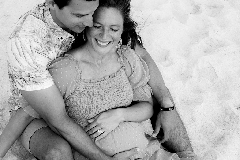 black and white maternity photography