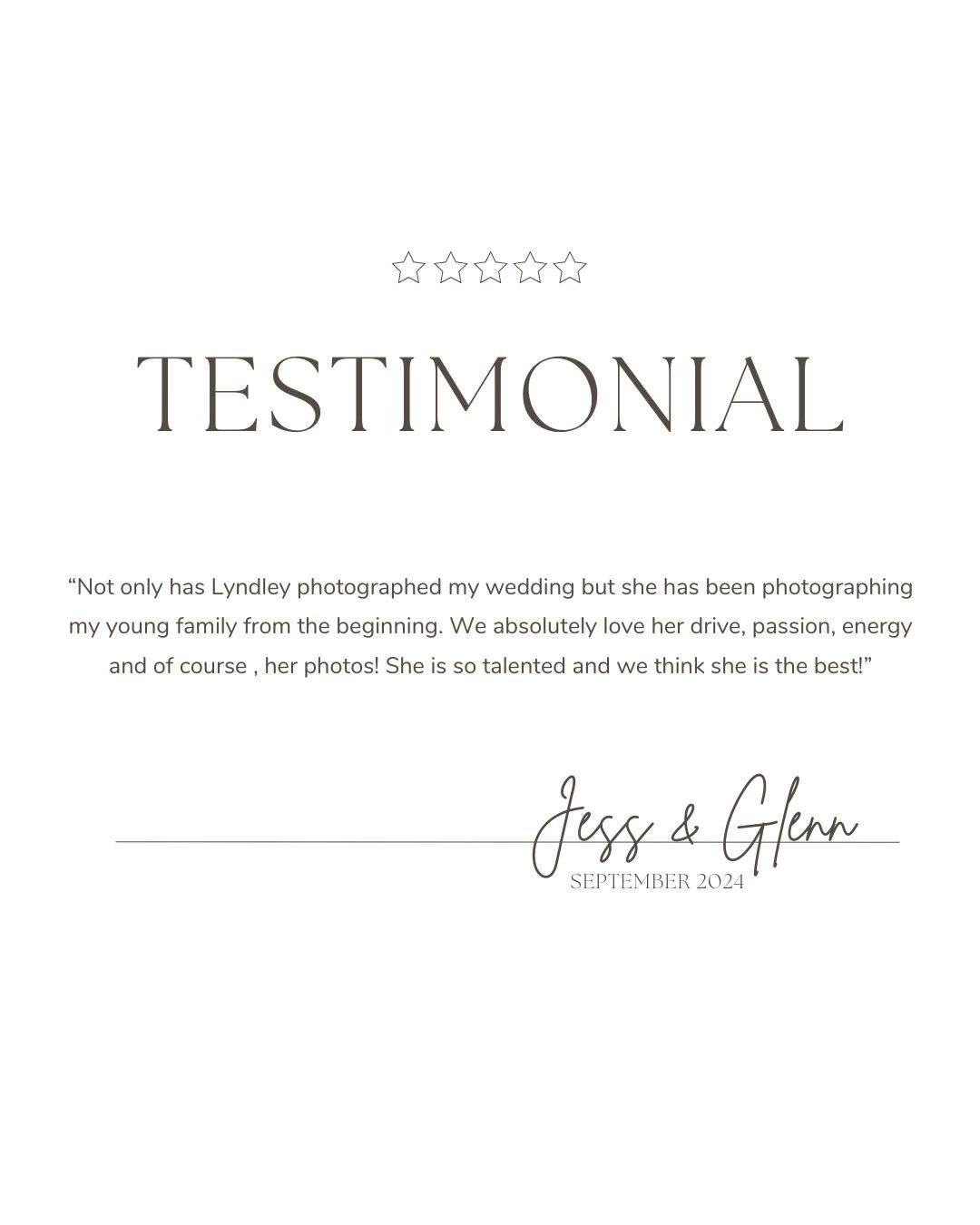 Short wedding photography testimonial with star rating and signature.