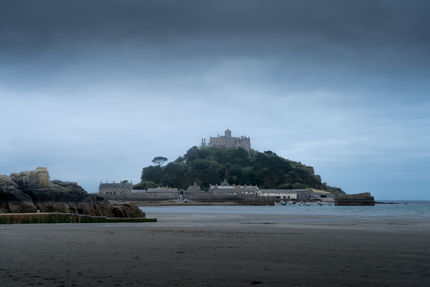 saint michael mount dans les cornouailles en angleterre