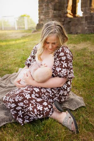 Between Us poetry and photography workshop project by Halton Family Hibs & Bridgewater NHS trust. Breastfeeding. Little Wonderland Photograp