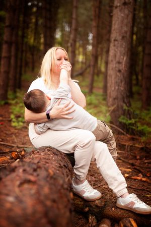 Between Us poetry and photography workshop project by Halton Family Hibs & Bridgewater NHS trust. Breastfeeding. Little Wonderland Photograp