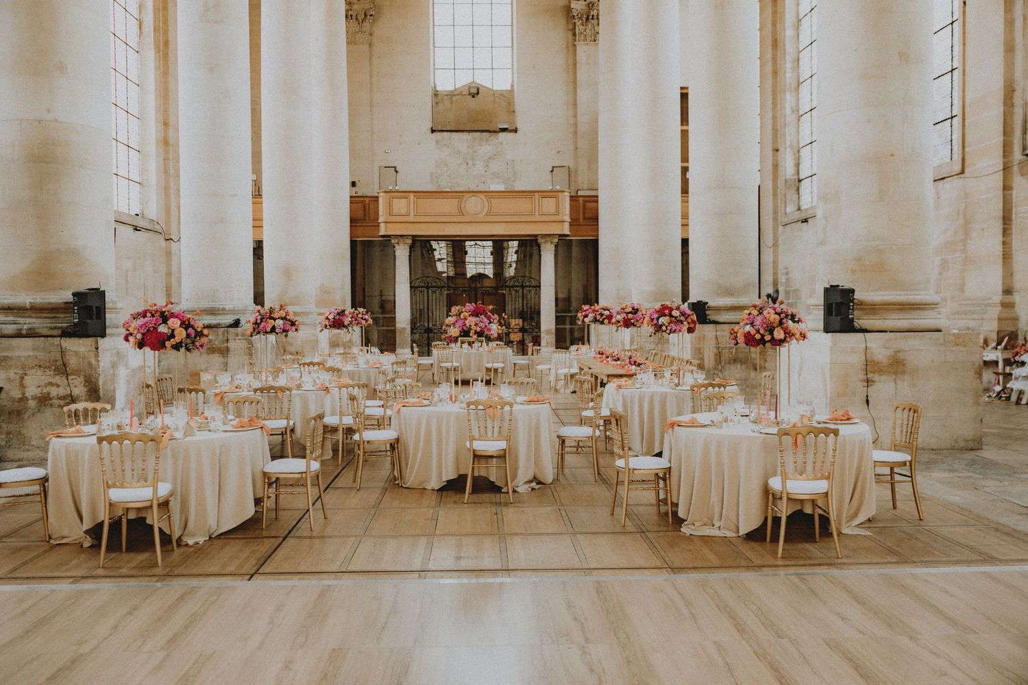 Close-up of French wedding gastronomy and wine, documenting the authentic Amour à la Française lifestyle.