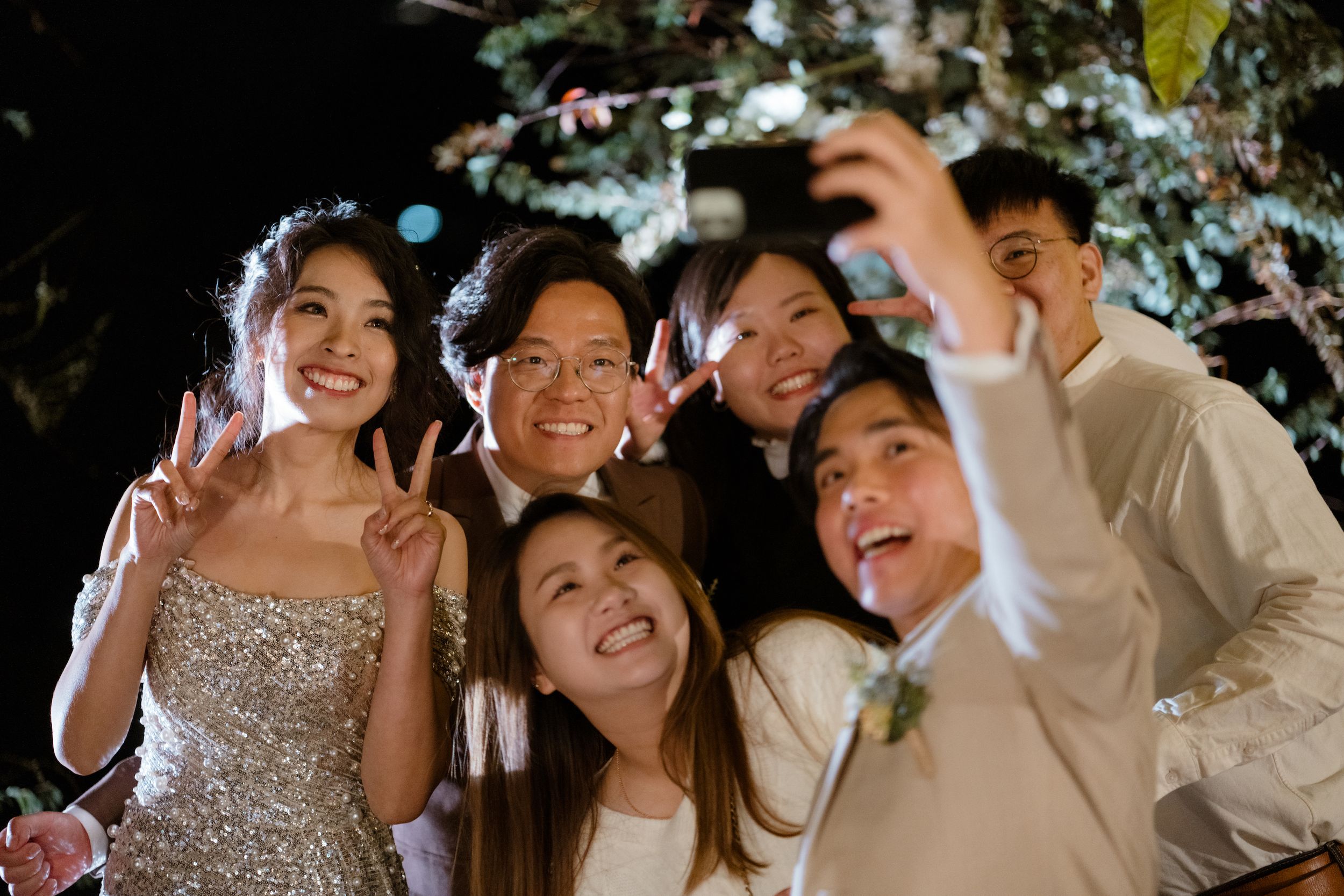 wedding engagement photography
hong kong, bride photo, romantic moment
pre wedding photo
wedding day photo
wedding photo
love story