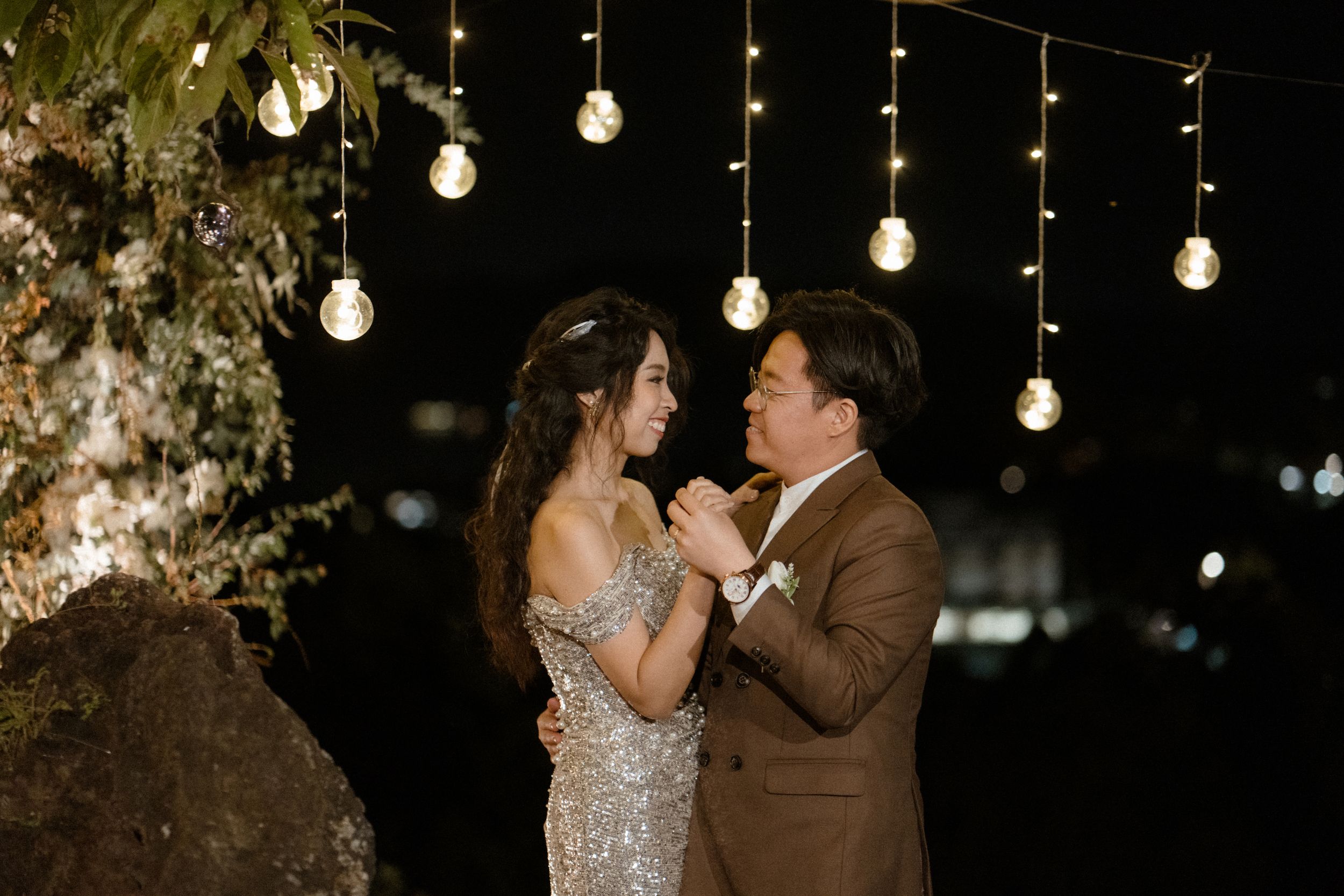 wedding engagement photography
hong kong, bride photo, romantic moment
pre wedding photo
wedding day photo
wedding photo
love story