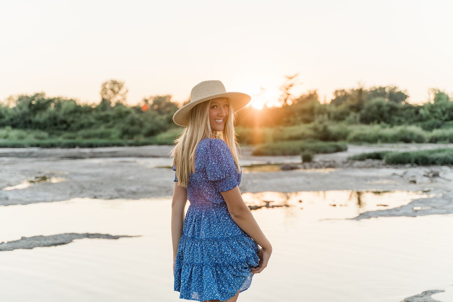 Golden sunset Toledo senior photography session