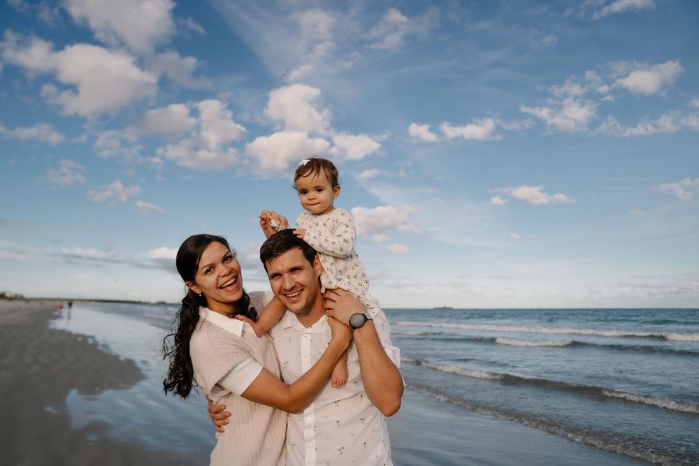 Family portraits at the beach