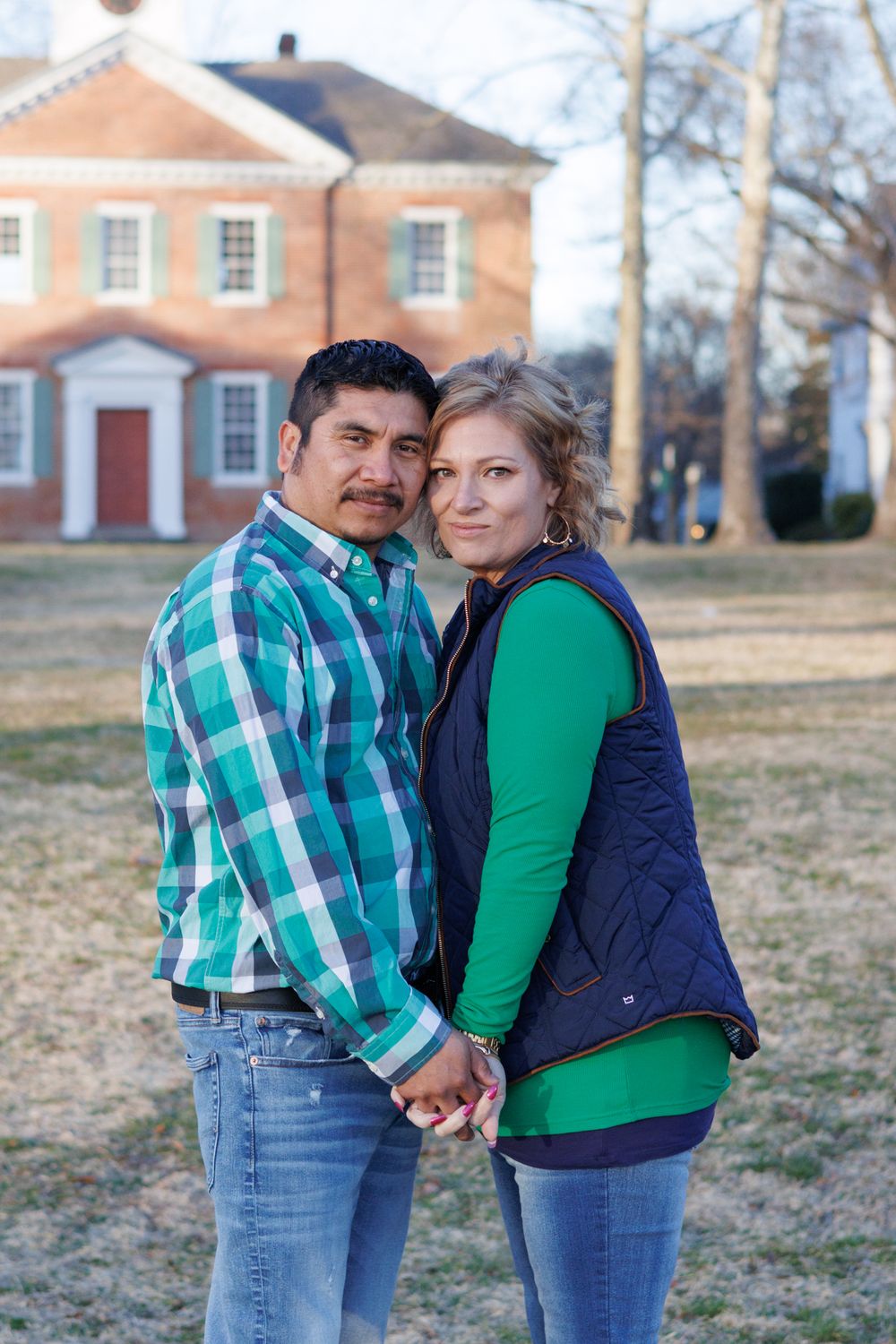 Couple portraits at sunset in front of the Chowan County Courthouse