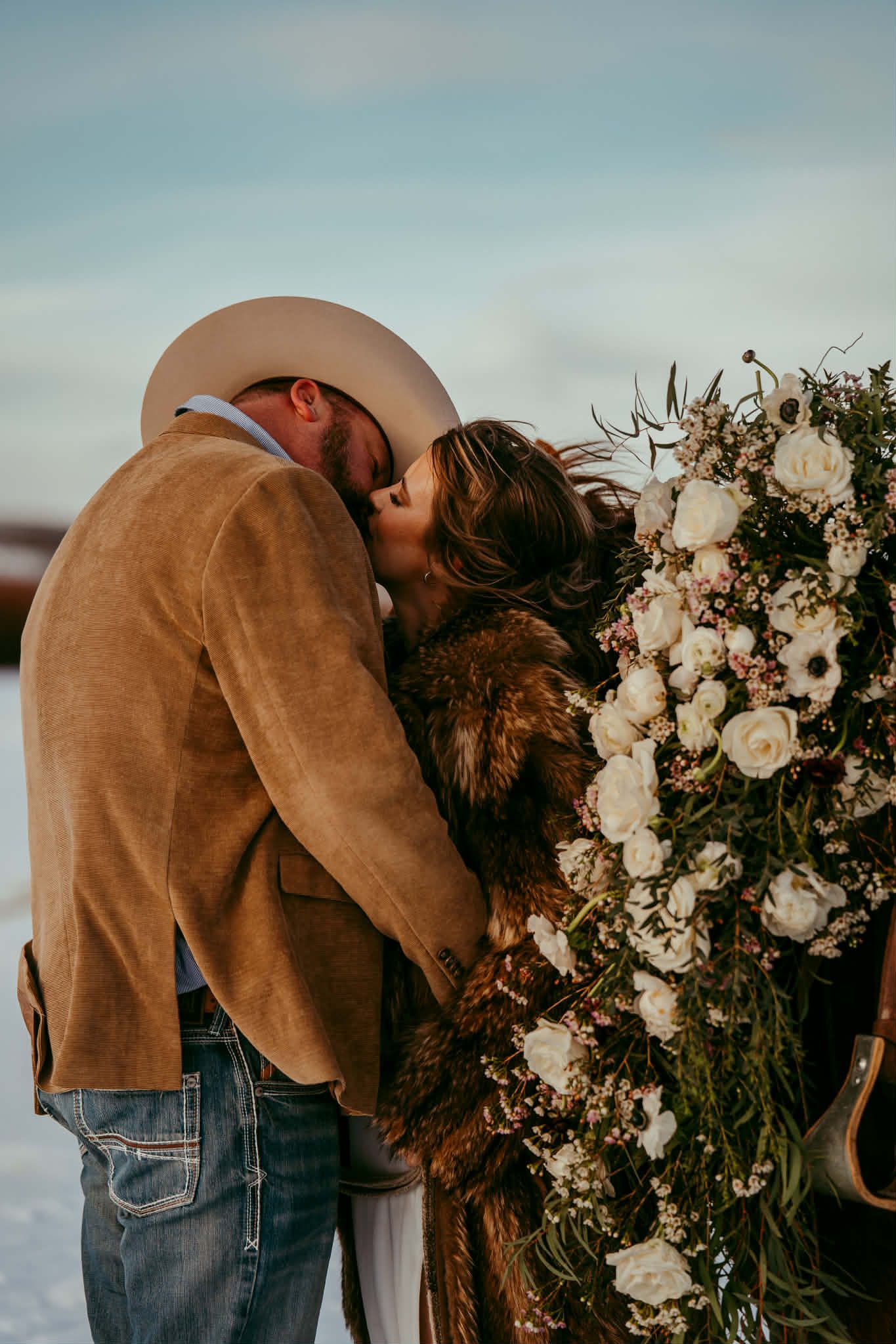 Our floral design studio specializes in luxury wedding flowers, custom bridal bouquets, romantic ceremony installations