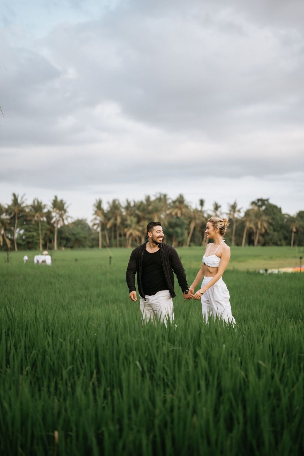 Romantic Bali couple photography services at Tanah Gajah Ubud with rice field scenery.