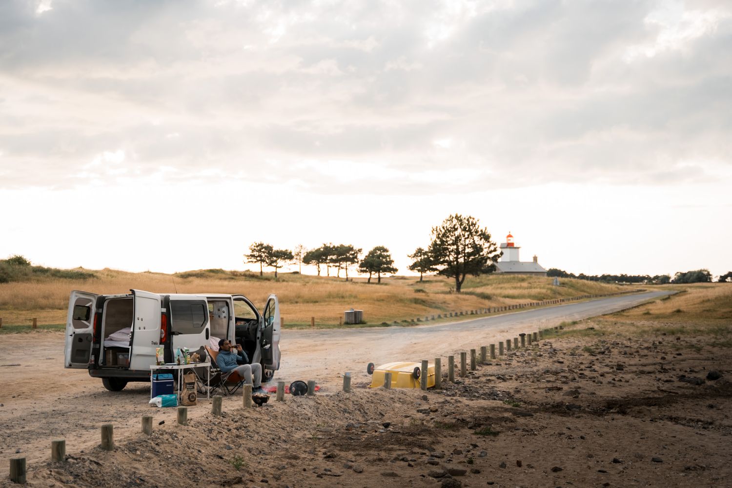 Van en roadtrip à la pointe d'Agon dans le département de la Manche en Normandie - Cotentin.