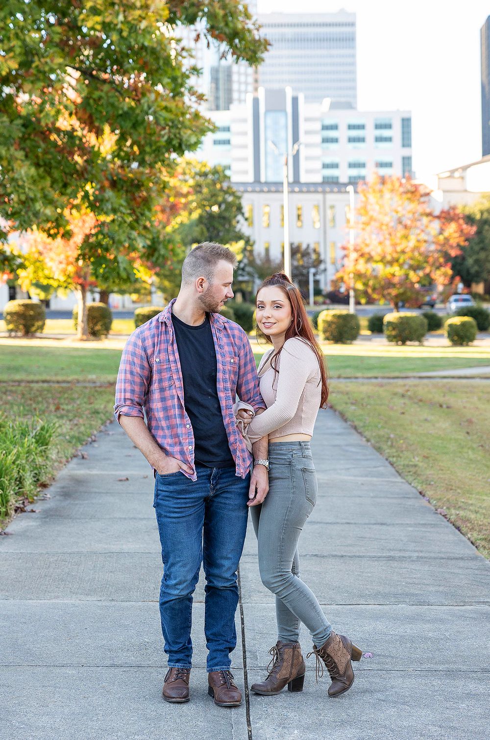 engaged, engagement photographer, engagement session, getting married, wedding plans, photo session, posing ideas, in love, city sessions
